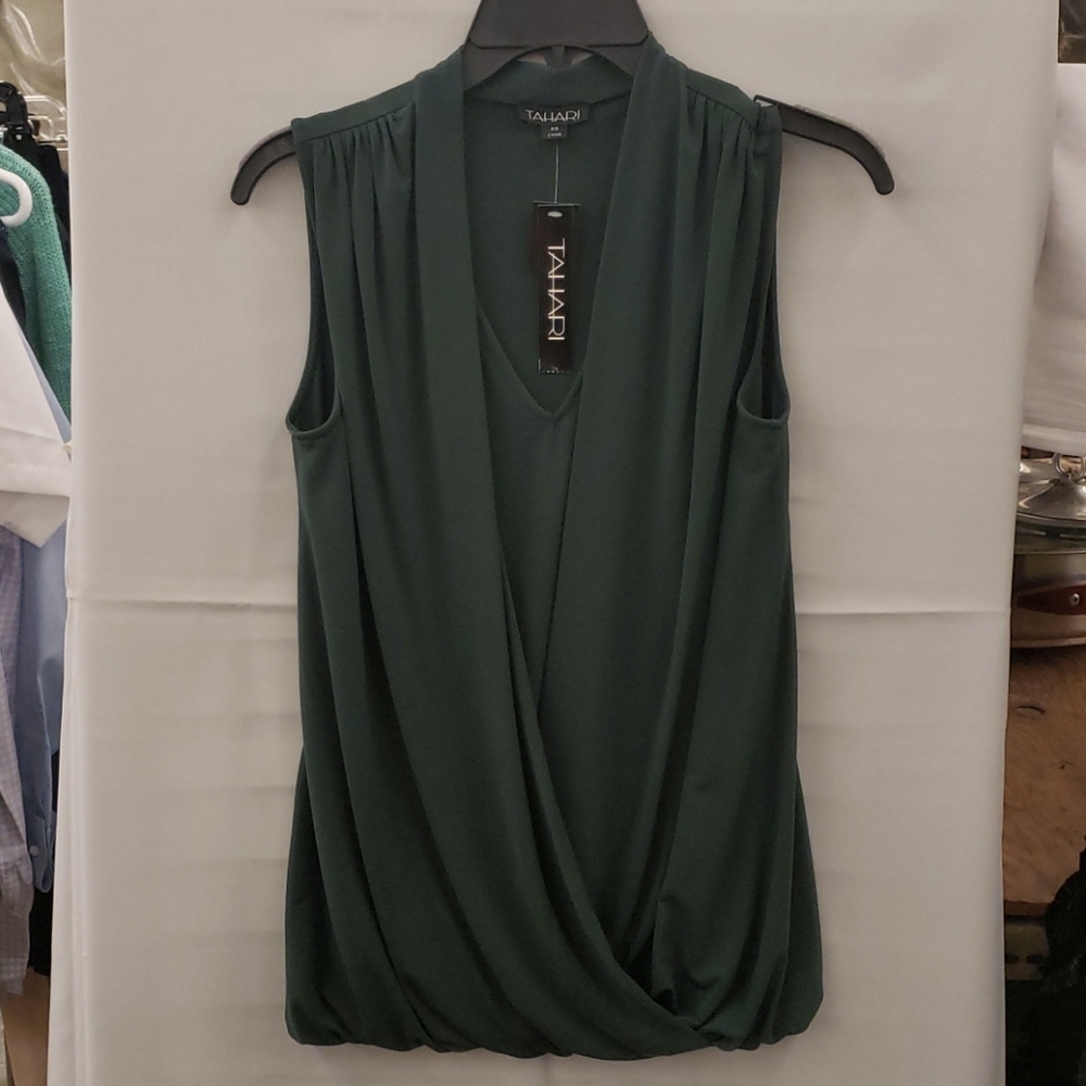 Tahari blouse size xs